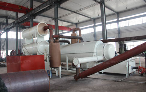 What is different batch waste tyre recycling pyrolysis machine and continuous waste tyre recycling pyrolysis machine?