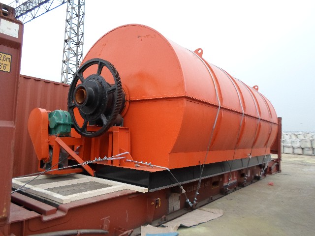 Recycling pyrolysis plant to disposal tyre